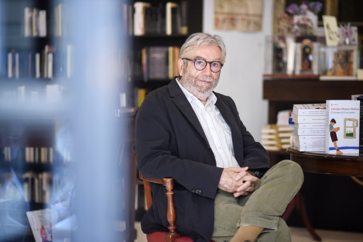 Память — не архив, а художник. Интервью с Антонио Молиной